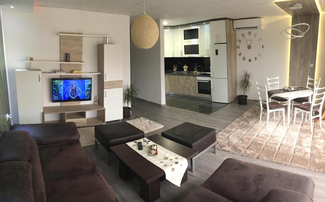 Appartamento Gradiska Esterno foto