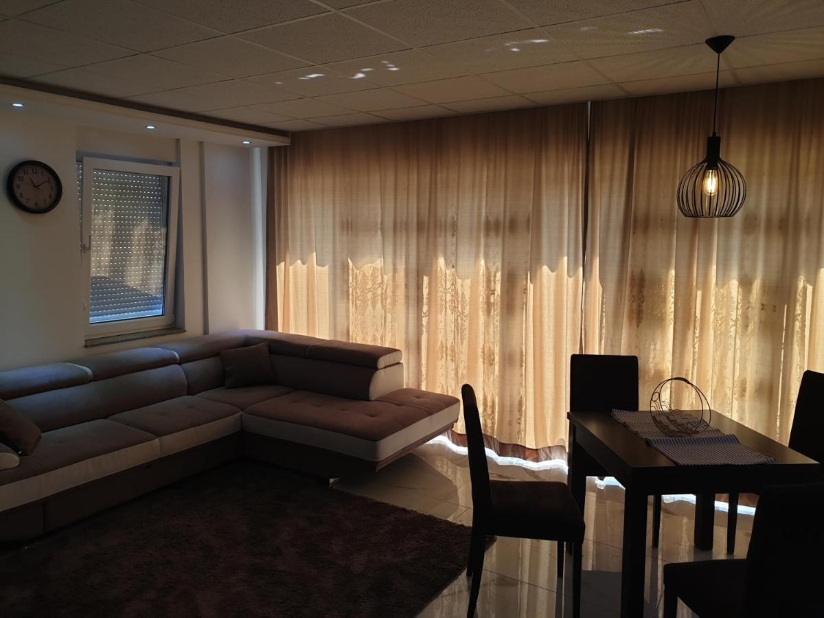 Appartamento Gradiska Esterno foto
